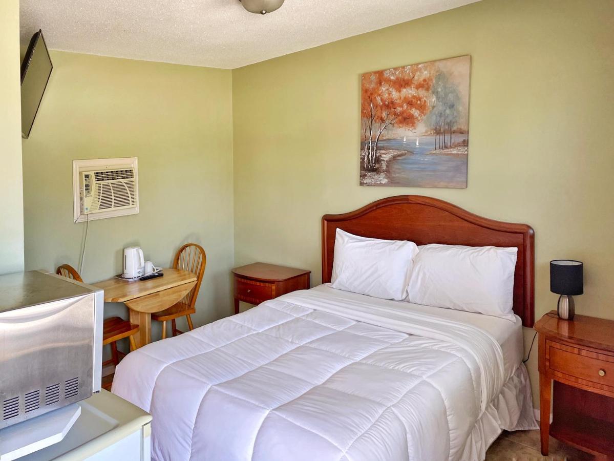 Sunny Motel Port Elgin Buitenkant foto